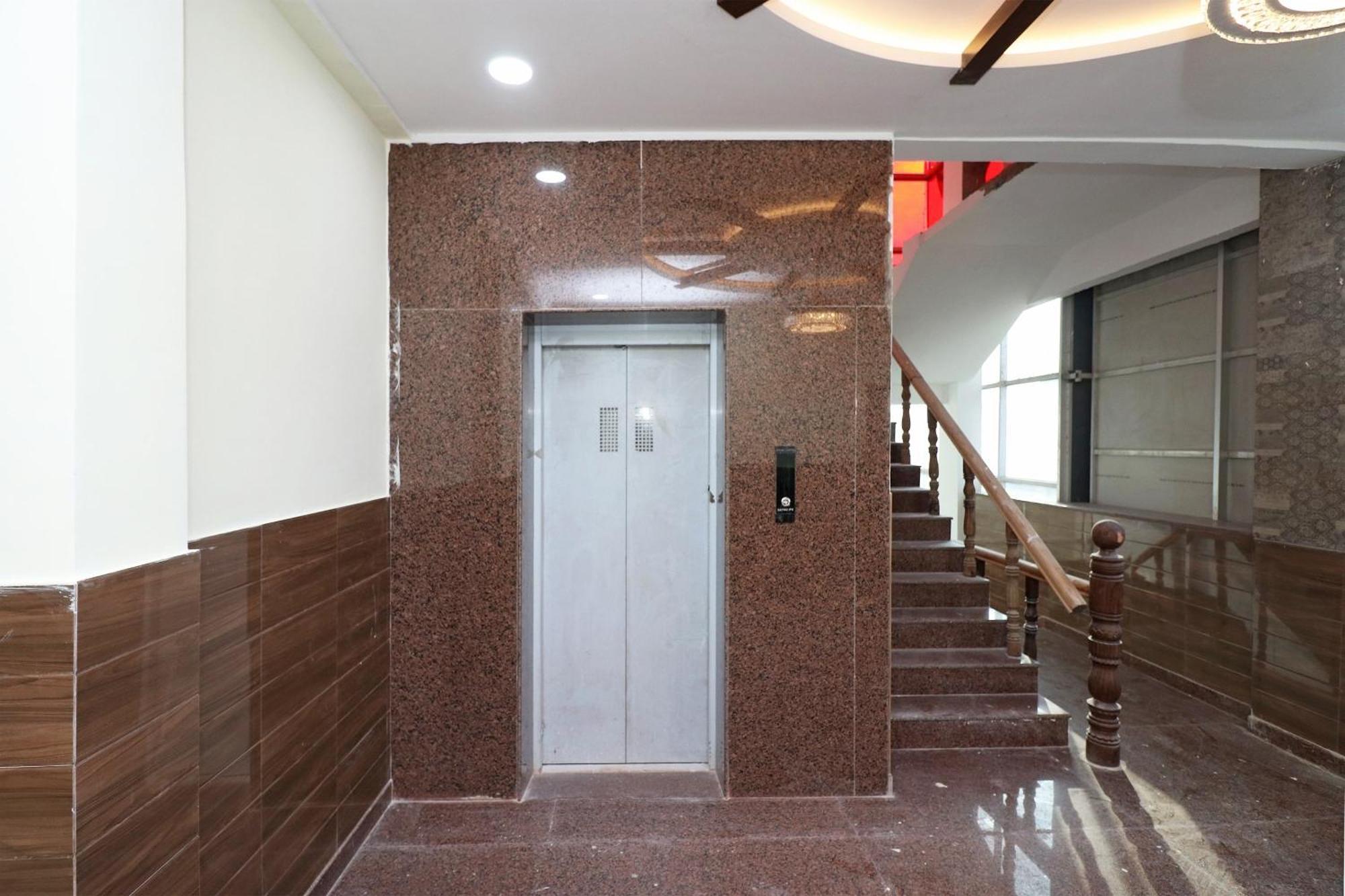 Hotel Centre Point Gorakhpur Extérieur photo