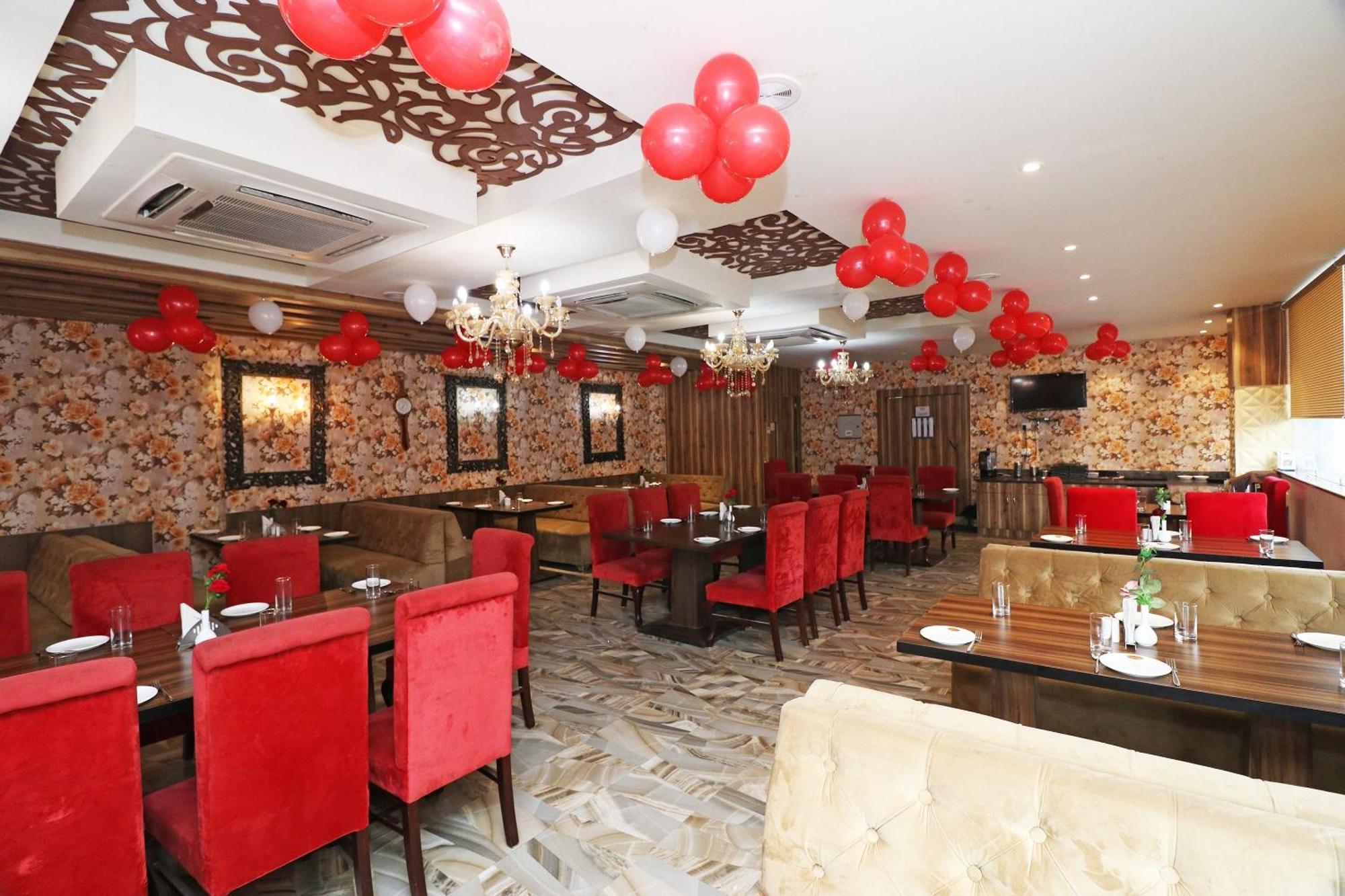 Hotel Centre Point Gorakhpur Extérieur photo